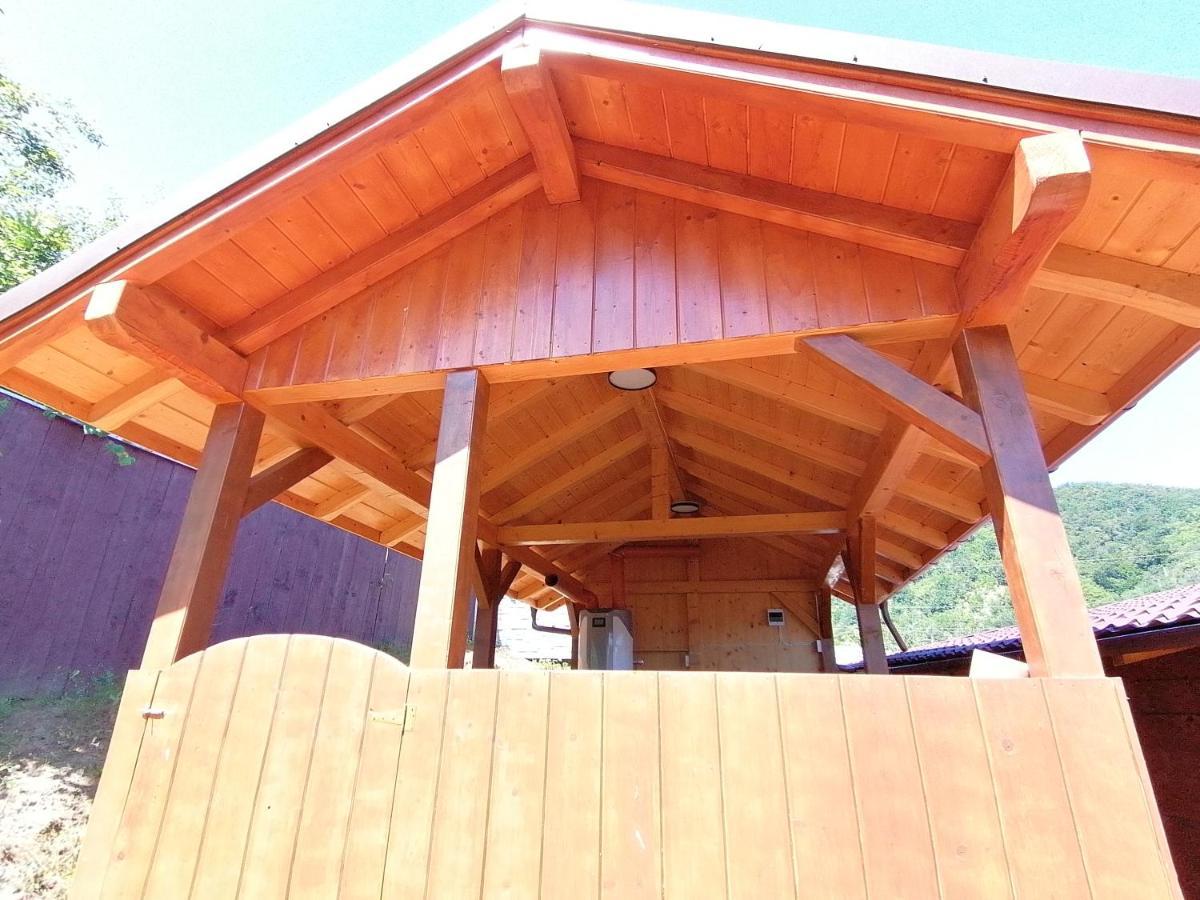 La Casuta Villa Dubova Exterior photo